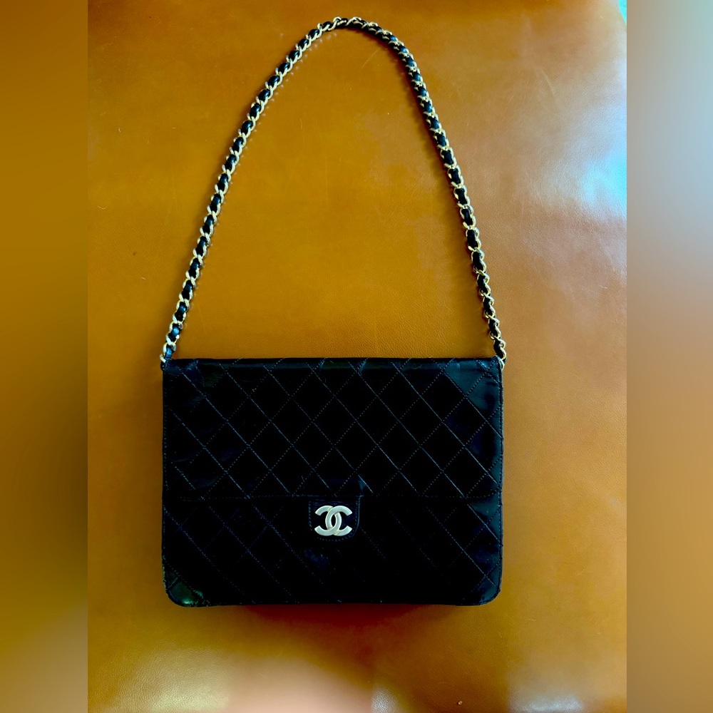 Chanel Black Classic Front Flap Quilted Leather Shoulder Bag